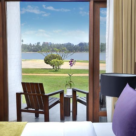 Avani Kalutara Resort Exterior foto